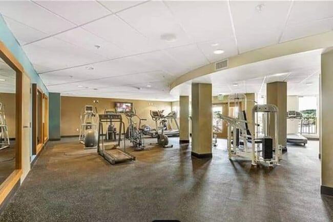 Building Photo - 3404 American Dr