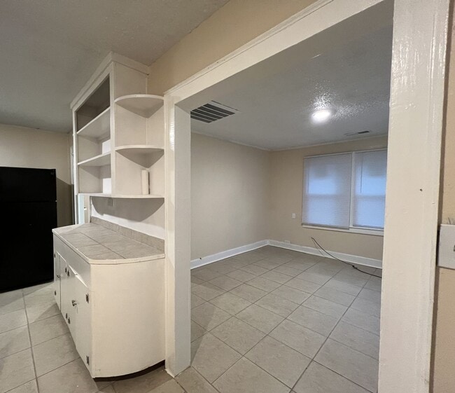 Building Photo - Apartment Home for Rent in Montgomery