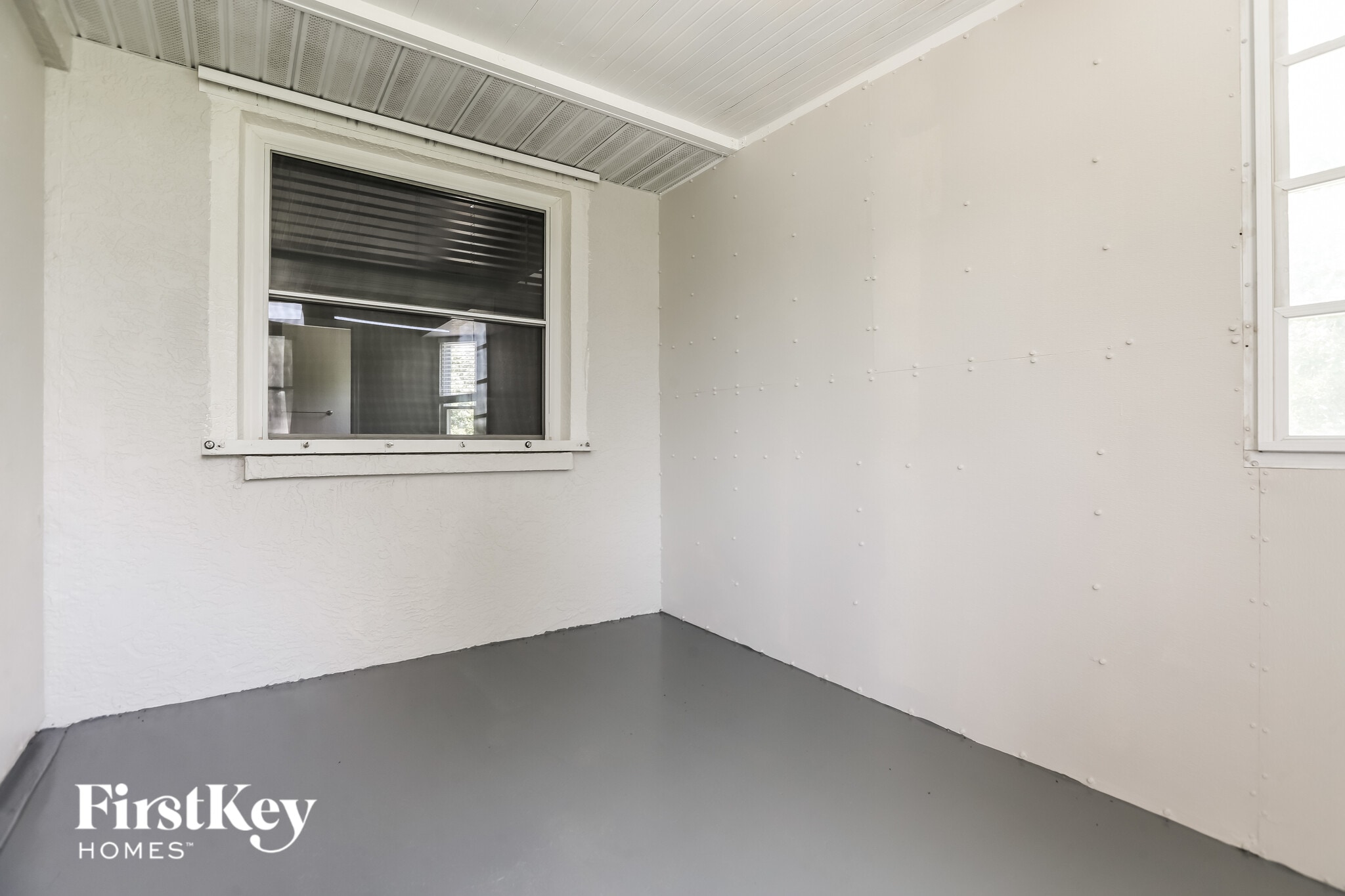 Building Photo - 1138 Presque Isle Dr