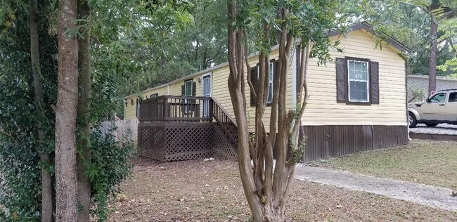 Building Photo - 169 Brentwood Ln