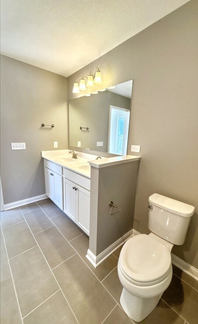 Building Photo - 6495 Drasco Dr