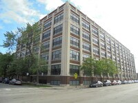 Building Photo - 3963 W Belmont Ave