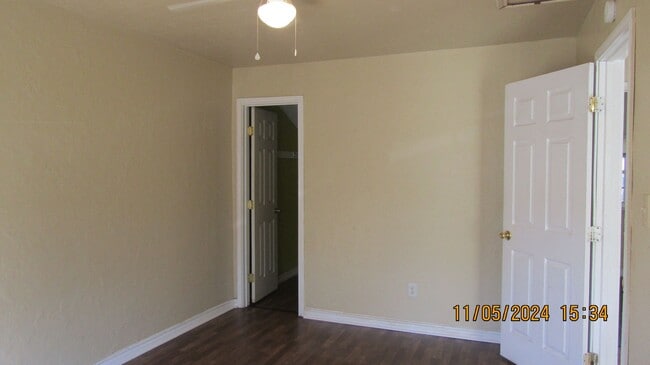 Building Photo - Very nice updated home!