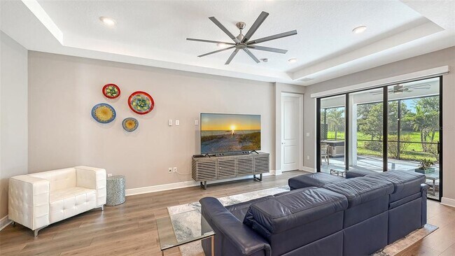 Building Photo - 17202 Cresswind Ter