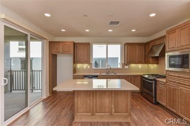 Building Photo - 1630 Cliff Isle Way