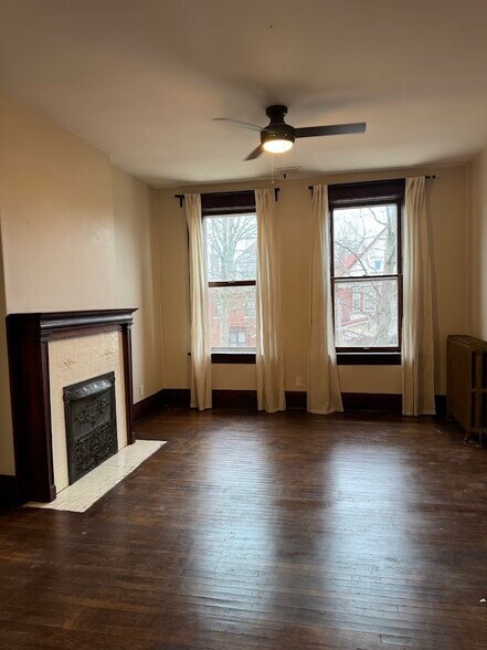 Building Photo - 3321 Halliday Ave