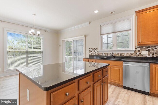 Building Photo - 25503 Amber Gate Terrace