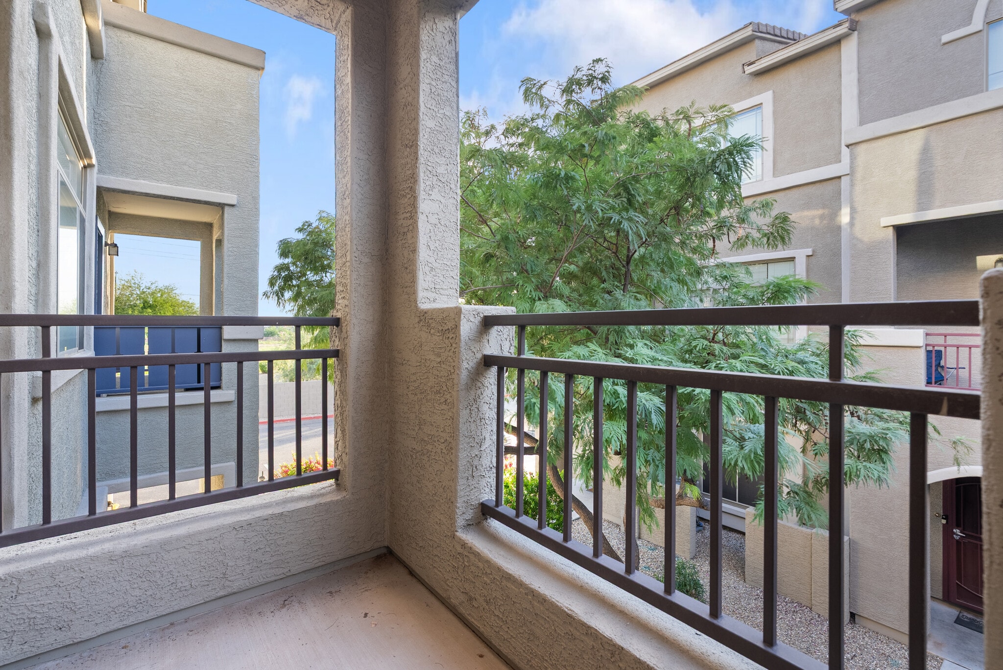 Building Photo - 2150 W Alameda Rd