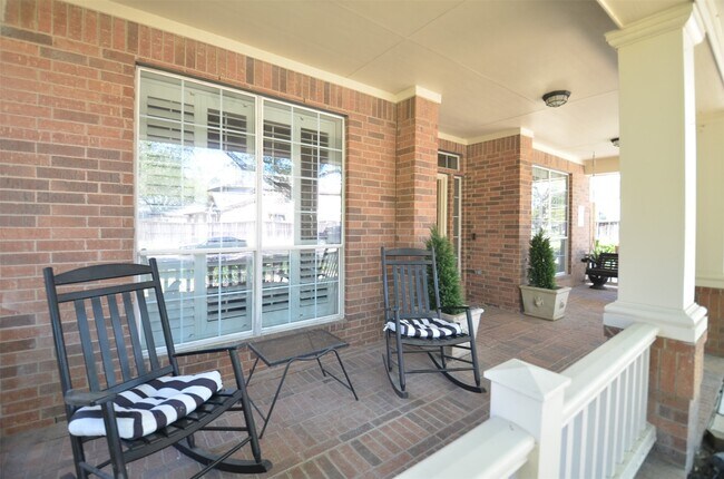 Building Photo - 1310 Wildwood Ln