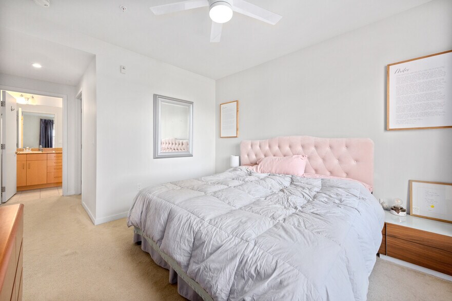 Primary Bedroom - 3601 Arapahoe Ave