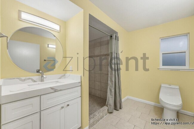 Building Photo - 1967 Solano Way