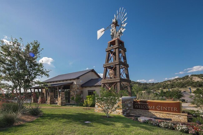 Building Photo - 7225 Davenport Divide Rd