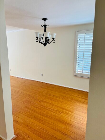 Building Photo - 12731 Pacific Ave