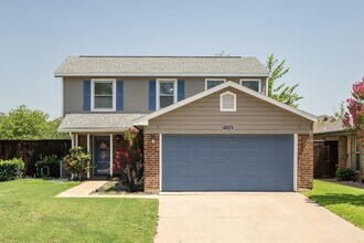 Building Photo - 1524 Briarcrest Dr