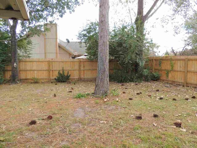 Building Photo - 8055 Creedmoor Dr