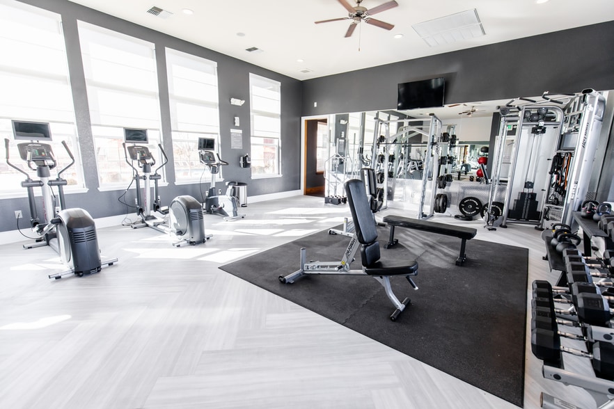 Building Photo - Park Hill 4000