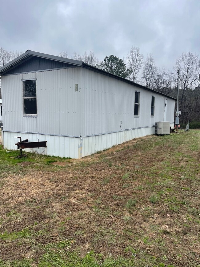 Primary Photo - 65 Fowler Cir