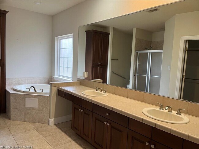 Building Photo - 10708 Old Harbor Rd