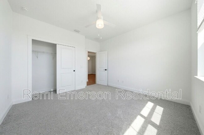 Building Photo - 12626 Clear Sapphire Dr
