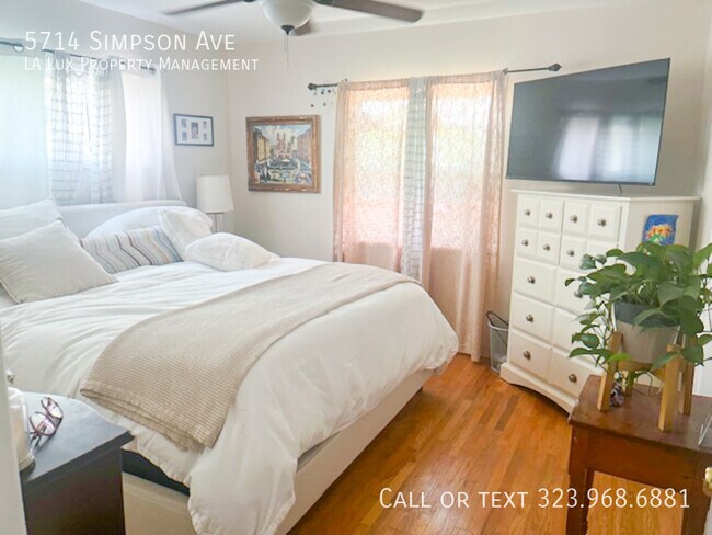 Building Photo - 5714 Simpson Ave