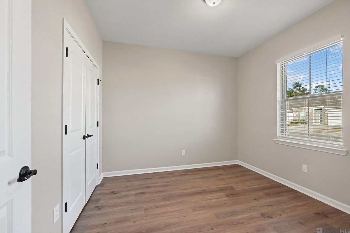 Building Photo - 17455 Berkshire Dr