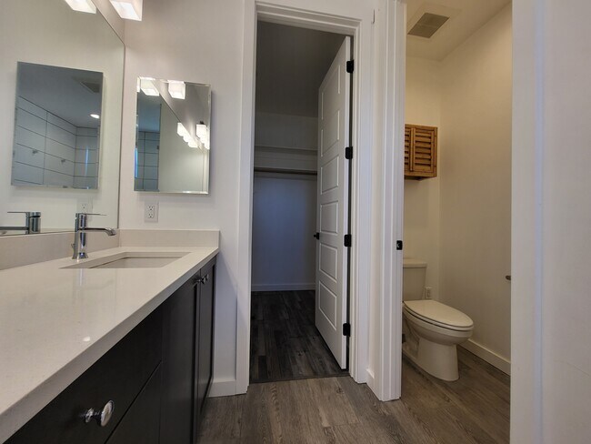 Building Photo - 1513 Zephyr Way