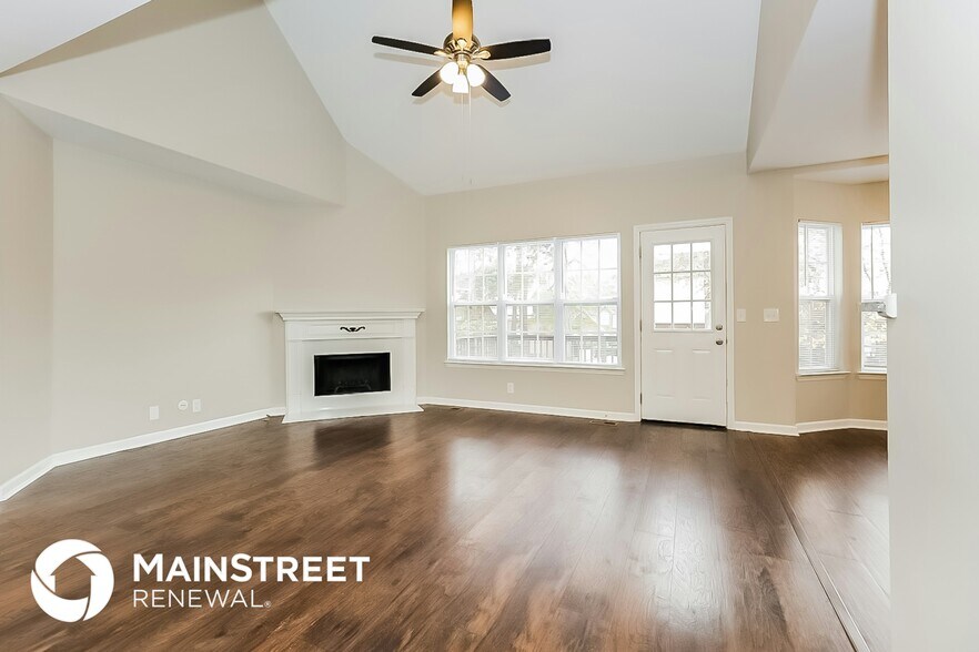 Building Photo - 5104 Bay Overlook Dr