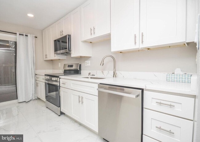 Building Photo - 9209 Frostburg Way