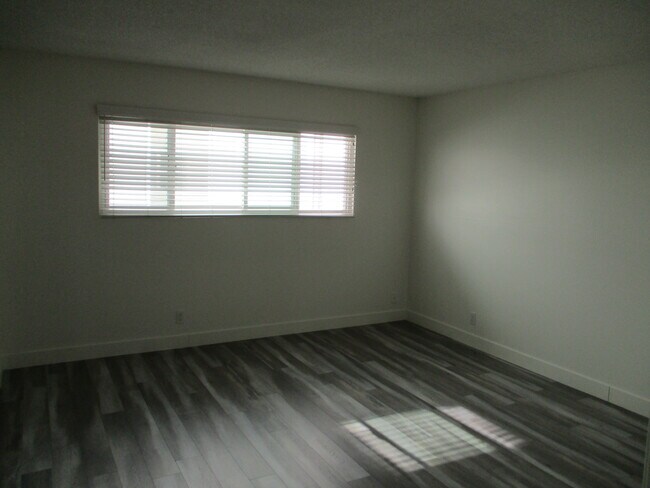 Building Photo - 3625 Glendon Ave