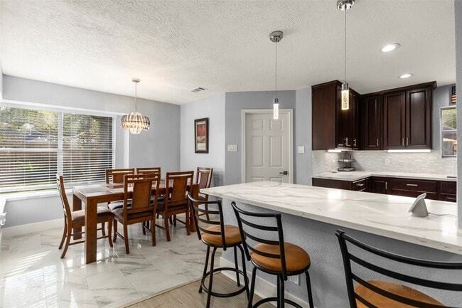 Building Photo - 12423 Honeywood Trail