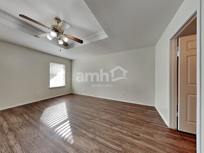 Building Photo - 161 Spring Branch Loop