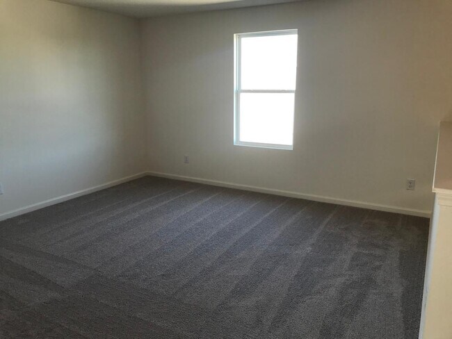 Building Photo - 100 Connecticut Ct