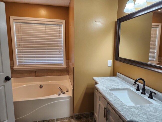 Building Photo - 742 Ryefield Ct