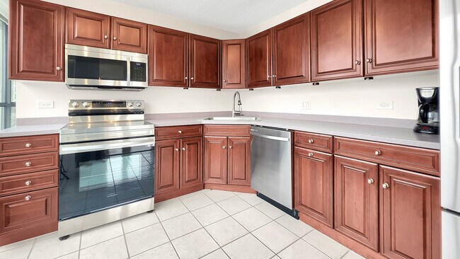 Building Photo - 405 N Wabash Ave