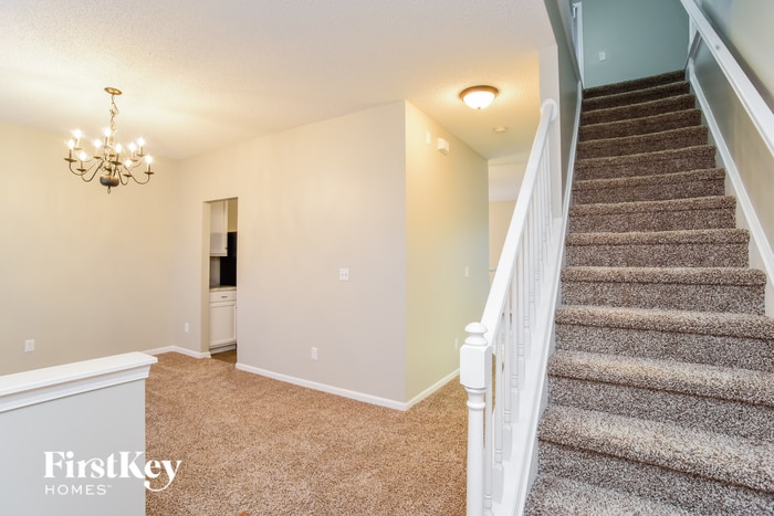 Building Photo - 4033 Cascade Dr