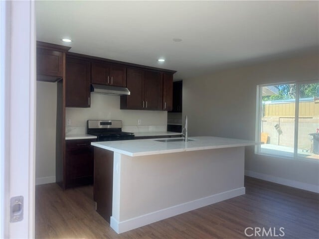 Building Photo - 7661 El Rovia Cir
