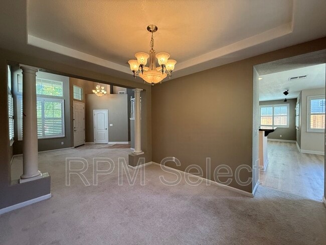 Building Photo - 637 Lavastone Dr