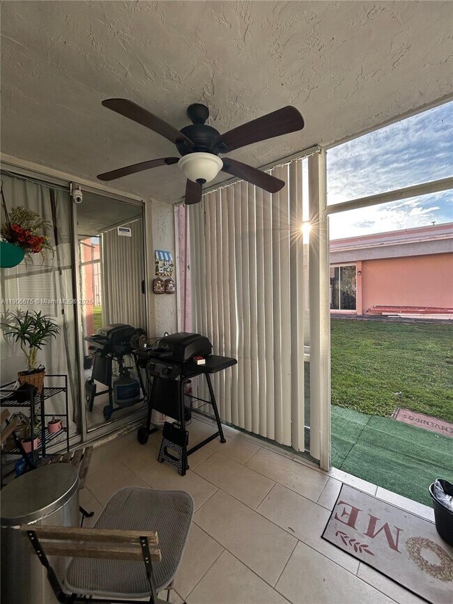 Building Photo - 19781 SW 114th Ave