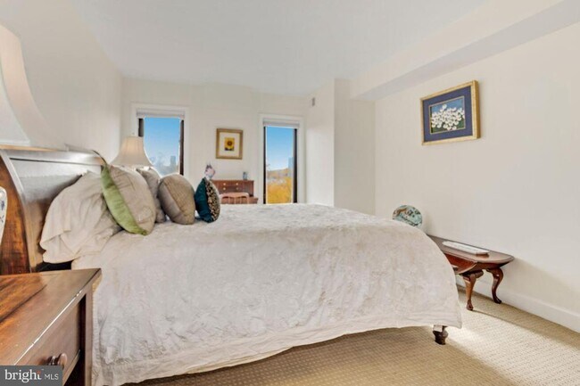 Building Photo - 1080 Wisconsin Ave NW