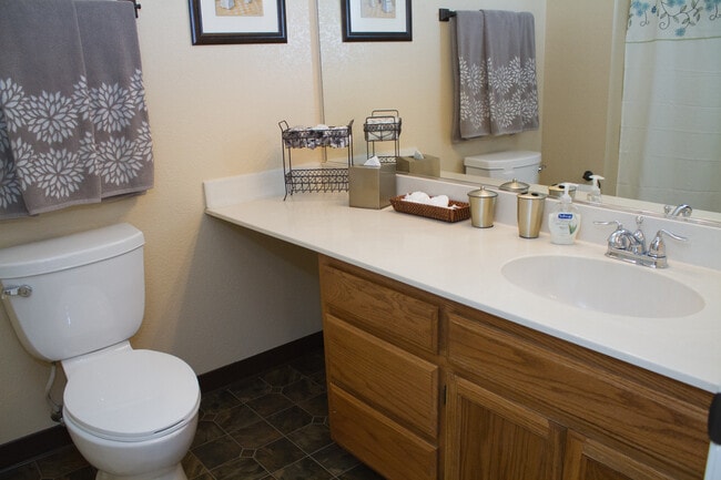 Building Photo - Just Minutes from the Sonoma Plaza