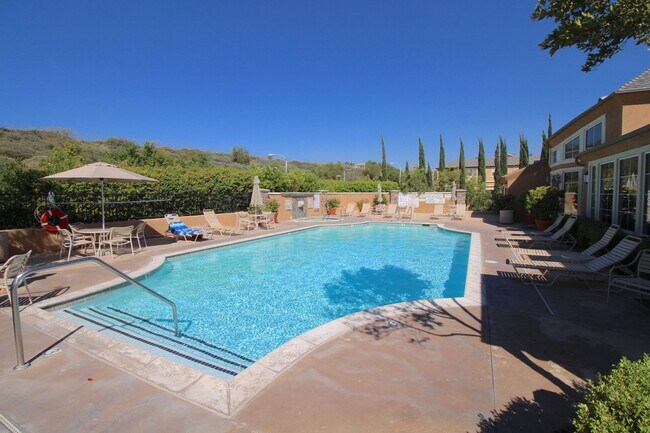 Building Photo - COMING SOON! Charming 1-Bedroom Home in Sa...