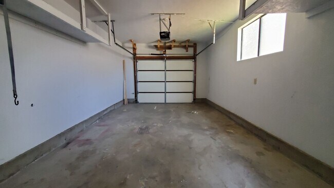 Building Photo - 370817