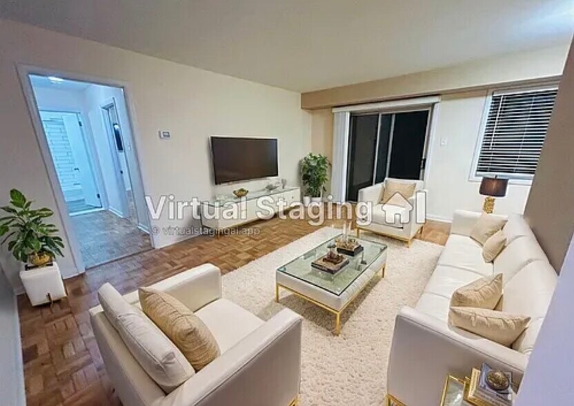 Building Photo - 10506 Weymouth St