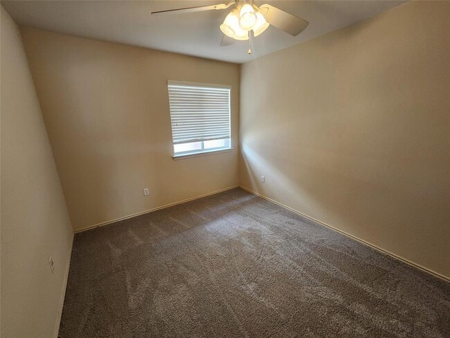 Building Photo - 11620 Paul E Anderson Dr