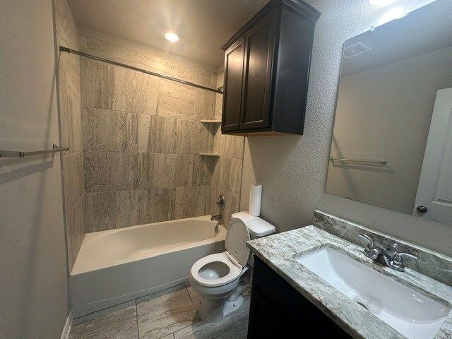 Building Photo - 2136 Markley Dr