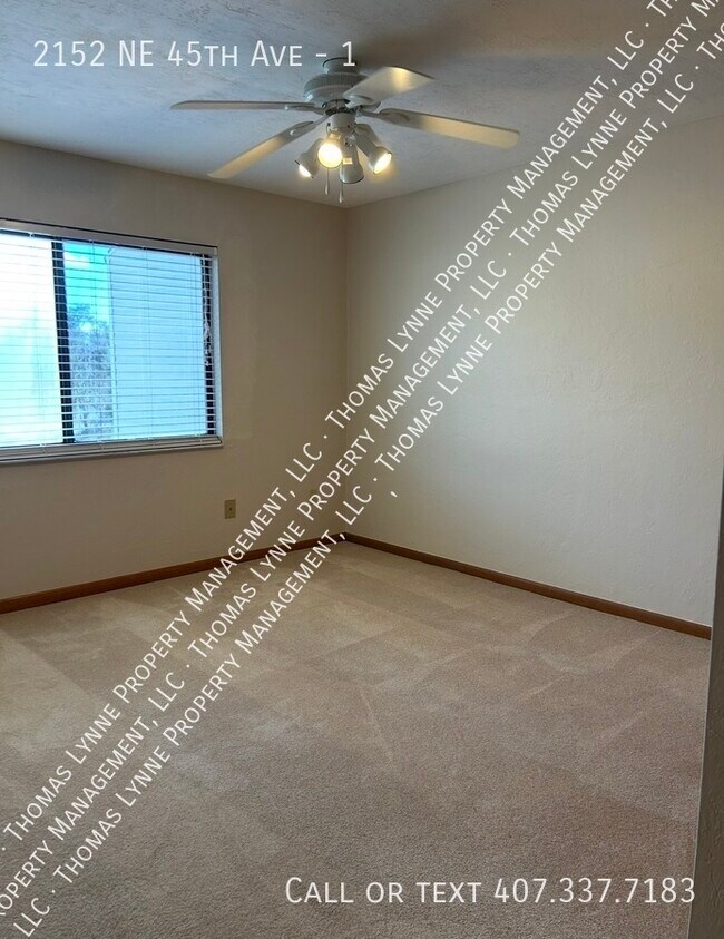Building Photo - 2152 NE 45th Ave