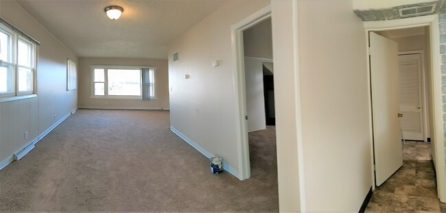 Building Photo - 2+ Bedroom Home in Laurel - Minutes Away From Billings, Easy Access to I90!