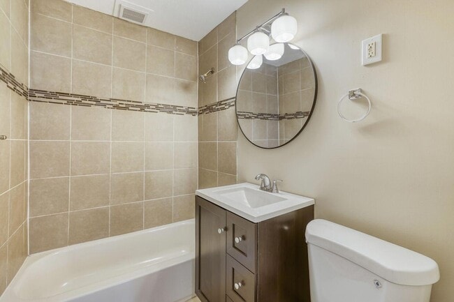 Building Photo - 3511 N 6th St