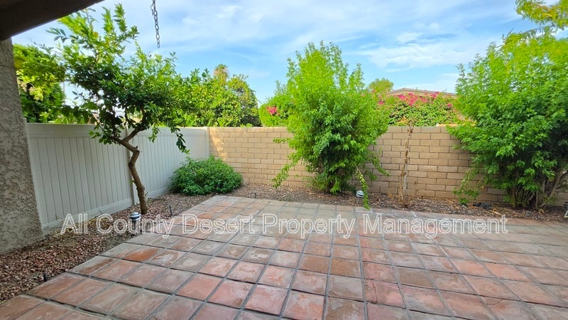 Building Photo - 74204 Catalina Way