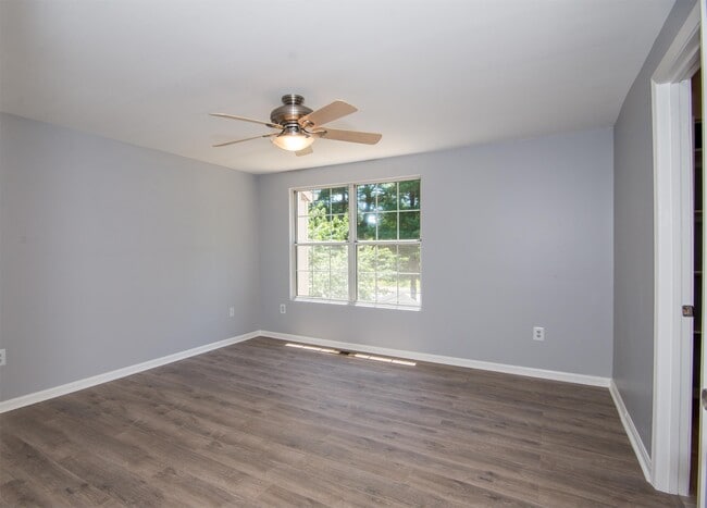 Building Photo - 15725 Ebony Ct